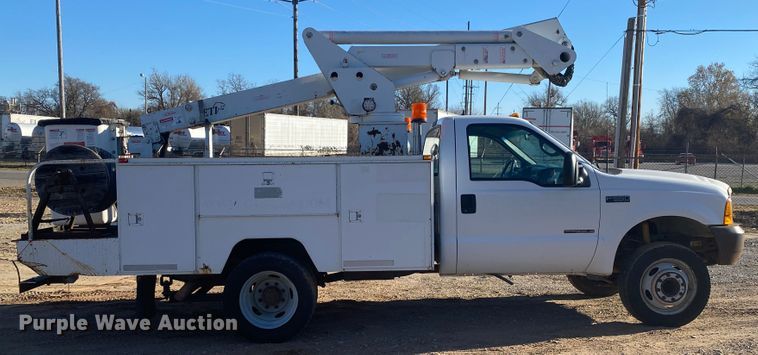 image for item DN6607 2000 Ford F550 Super Duty XL  bucket truck