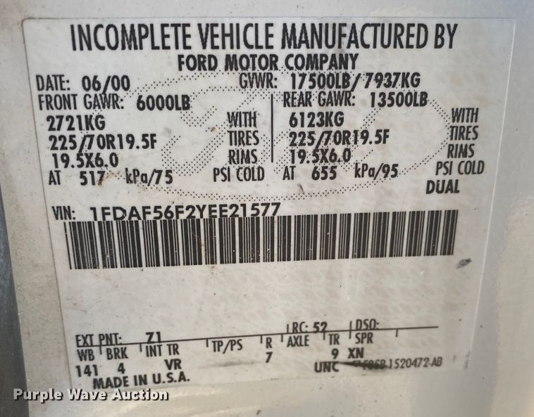 image for item DN6607 2000 Ford F550 Super Duty XL  bucket truck