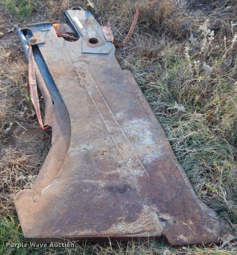 image for item ED9929 48" cable plow blade