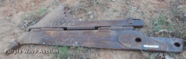 image for item ED9932 50" cable plow blade