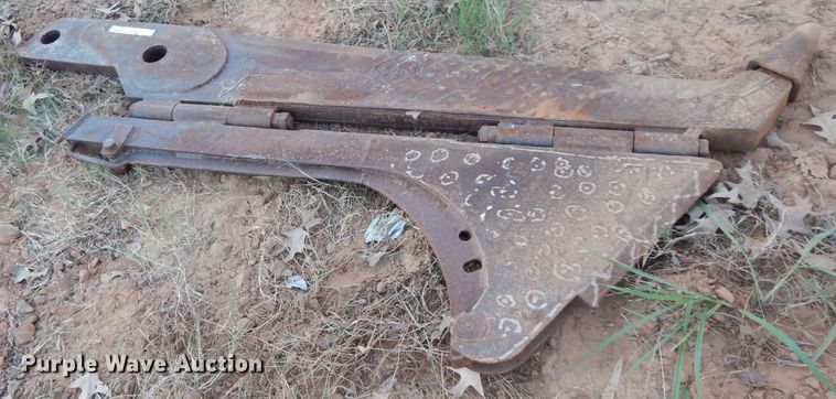 image for item ED9932 50" cable plow blade