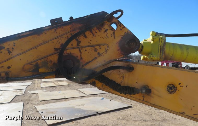 image for item FB9751 1984 John Deere 710B  backhoe