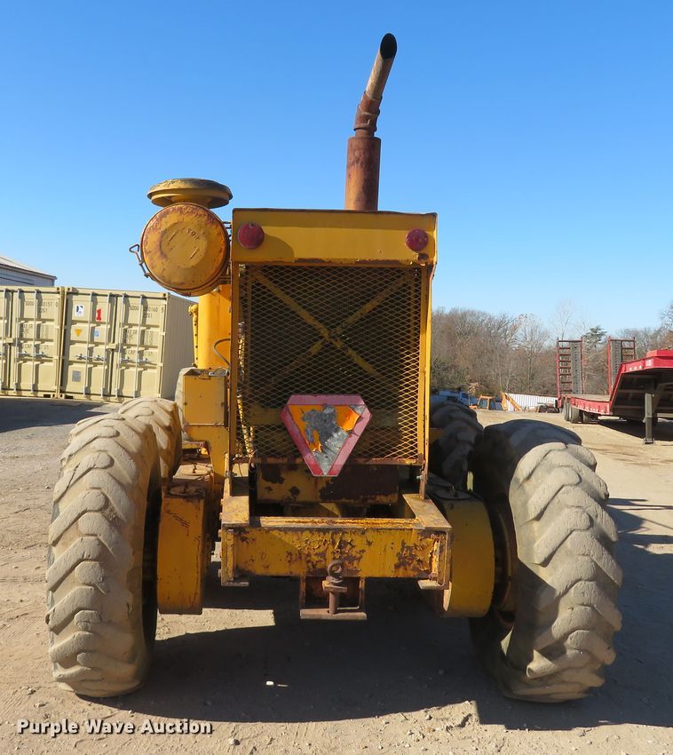 image for item FB9752 1970 Wabco 444  motor grader