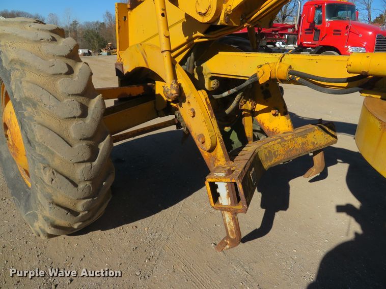 image for item FB9752 1970 Wabco 444  motor grader