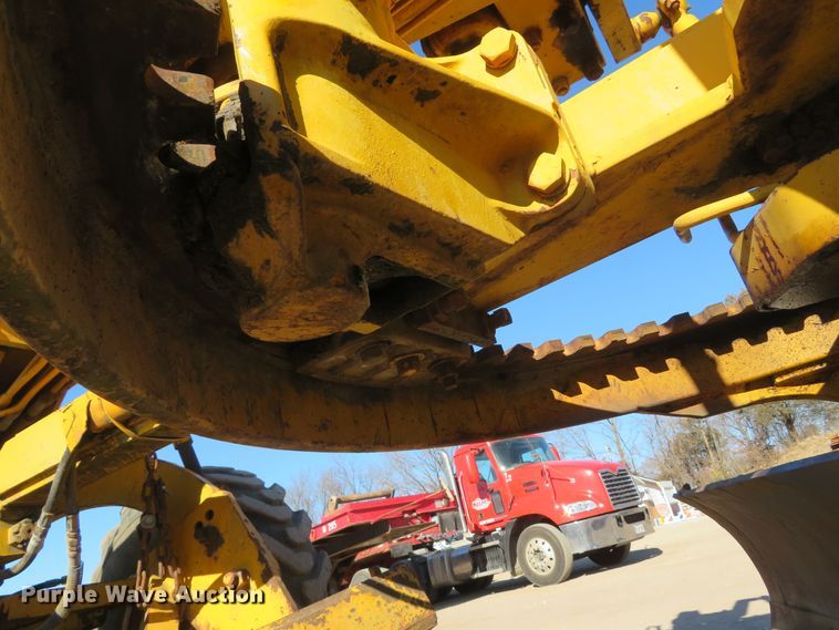 image for item FB9752 1970 Wabco 444  motor grader