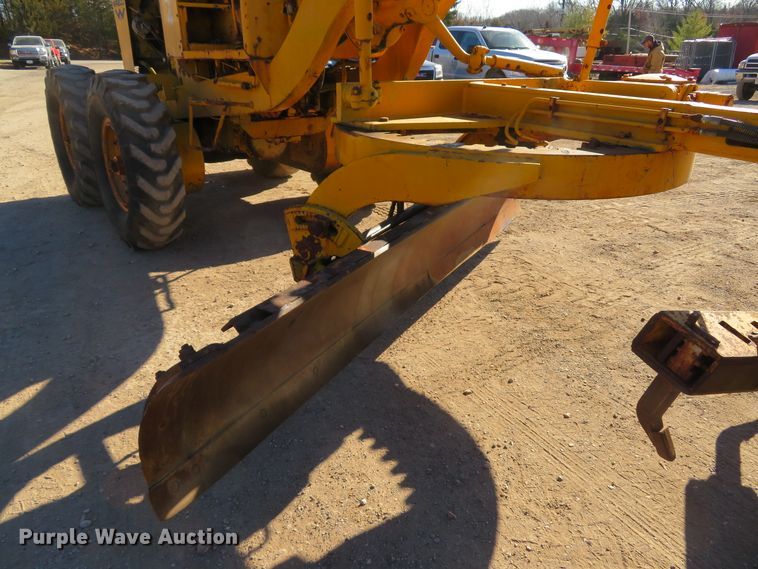 image for item FB9752 1970 Wabco 444  motor grader