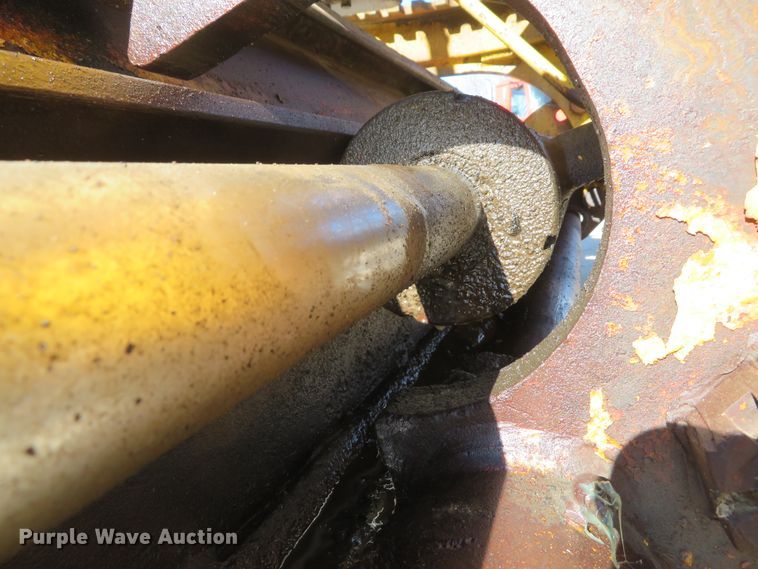 image for item FB9752 1970 Wabco 444  motor grader