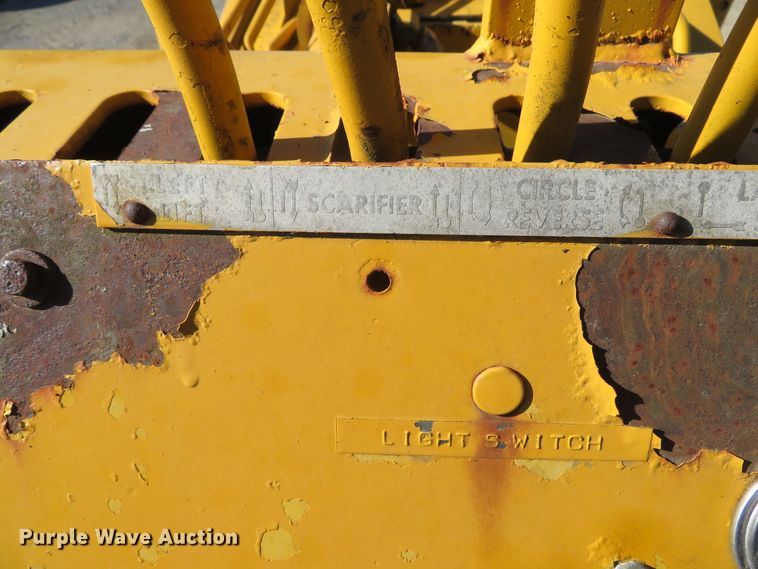 image for item FB9752 1970 Wabco 444  motor grader