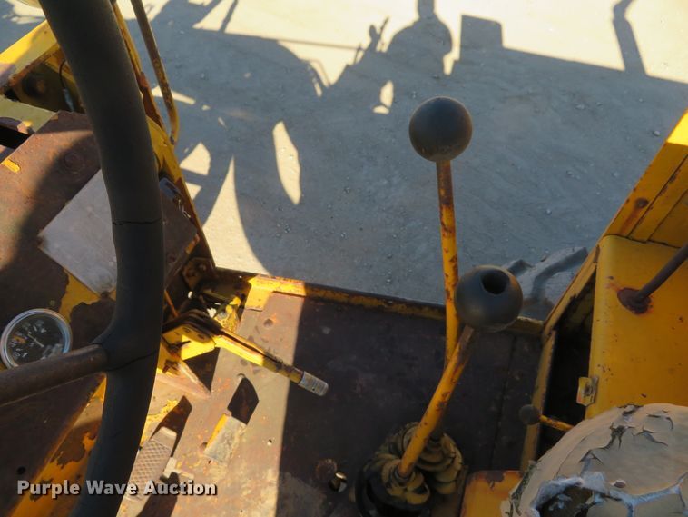 image for item FB9752 1970 Wabco 444  motor grader