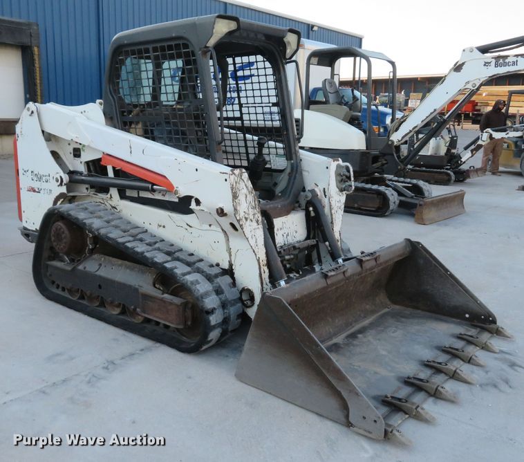 image for item FP9459 2015 Bobcat T550  tracked skid steer loader
