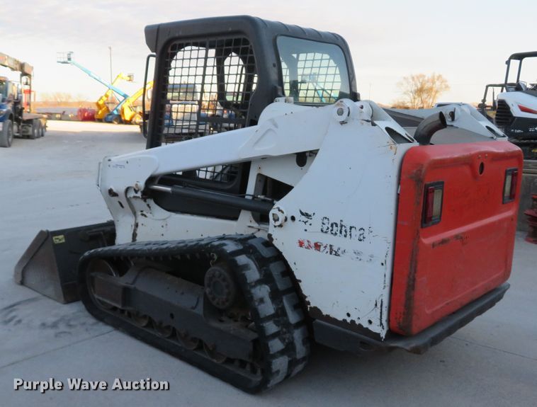 image for item FP9459 2015 Bobcat T550  tracked skid steer loader