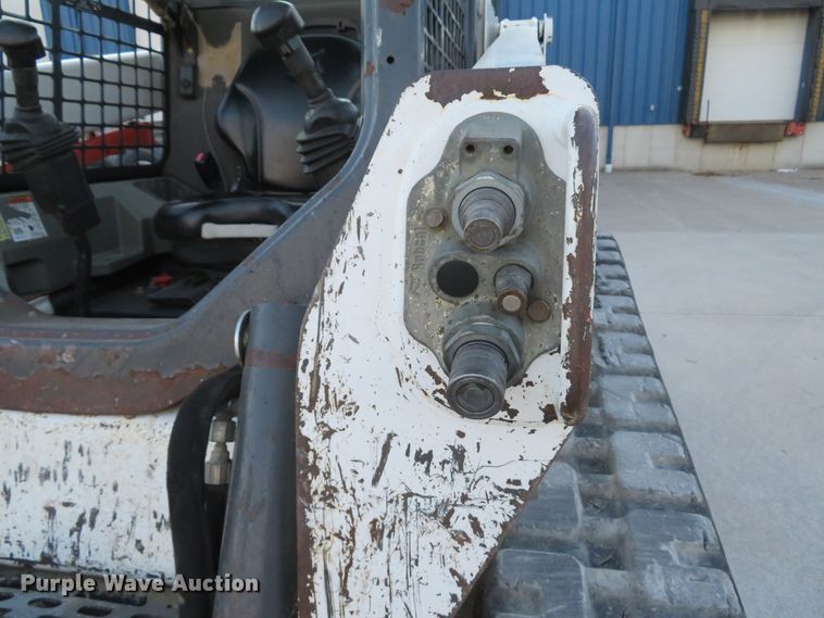 image for item FP9459 2015 Bobcat T550  tracked skid steer loader