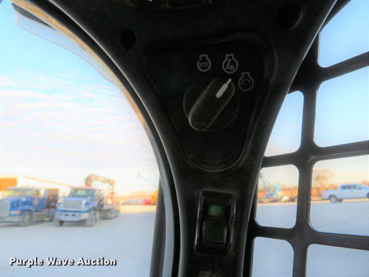 image for item FP9459 2015 Bobcat T550  tracked skid steer loader