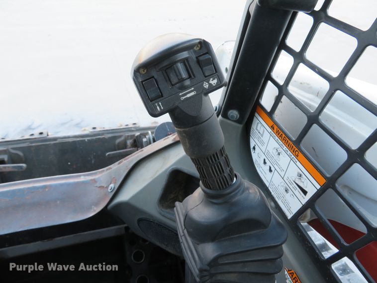 image for item FP9459 2015 Bobcat T550  tracked skid steer loader