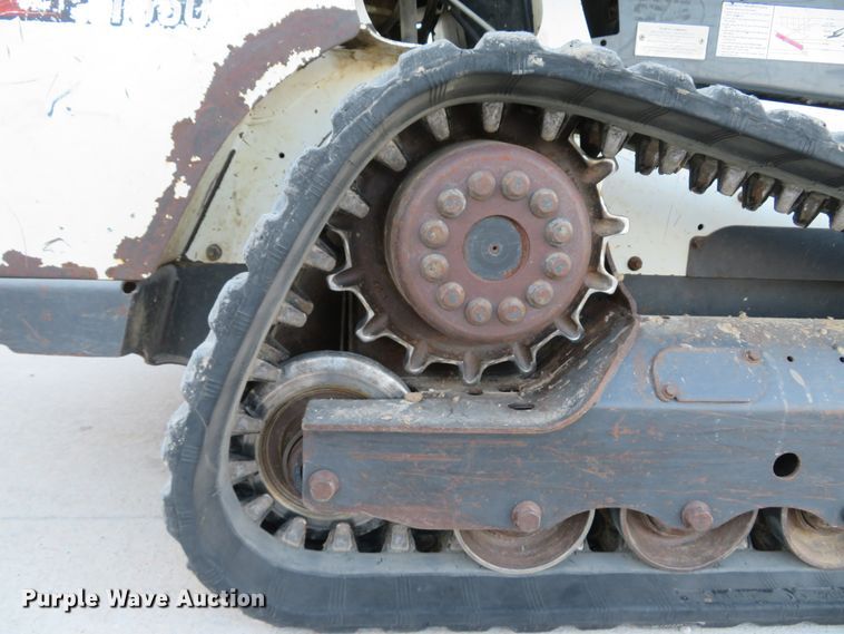 image for item FP9459 2015 Bobcat T550  tracked skid steer loader