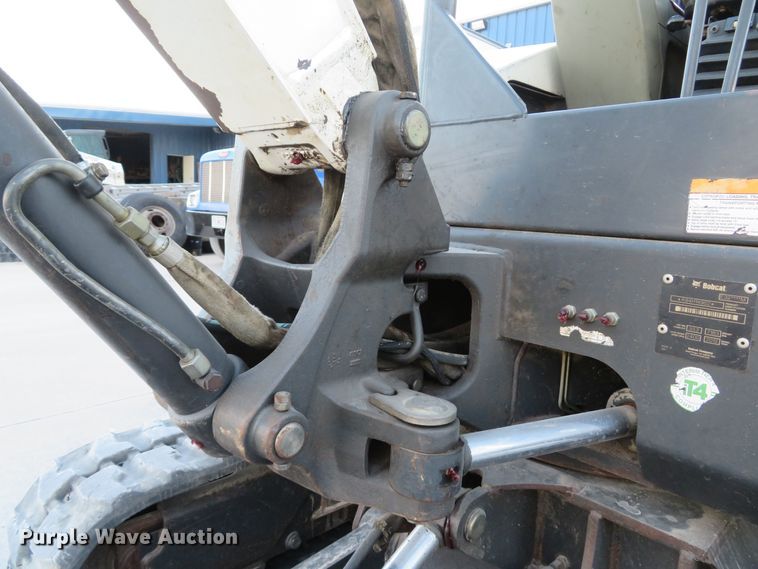 image for item FP9460 2012 Bobcat E32  mini excavator