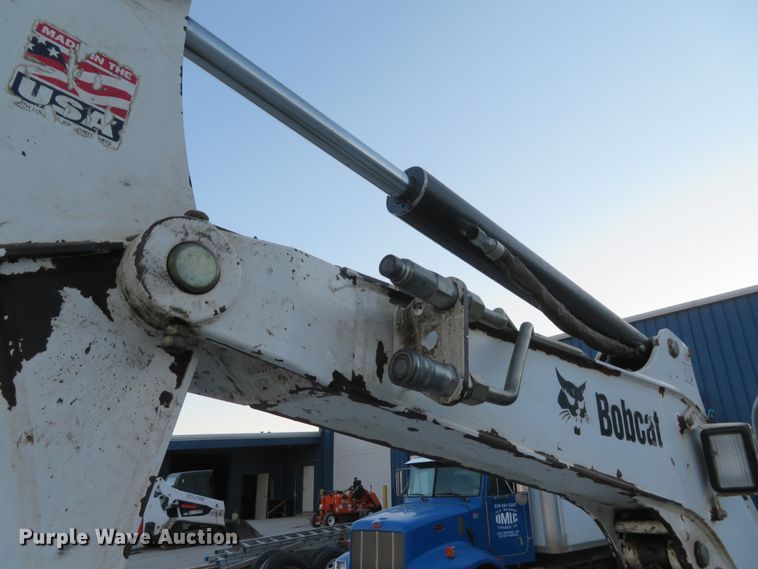 image for item FP9460 2012 Bobcat E32  mini excavator