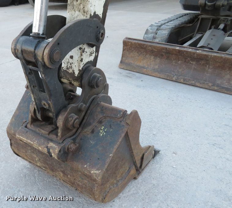 image for item FP9460 2012 Bobcat E32  mini excavator