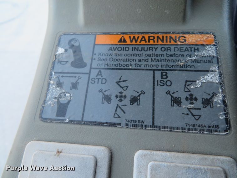 image for item FP9460 2012 Bobcat E32  mini excavator