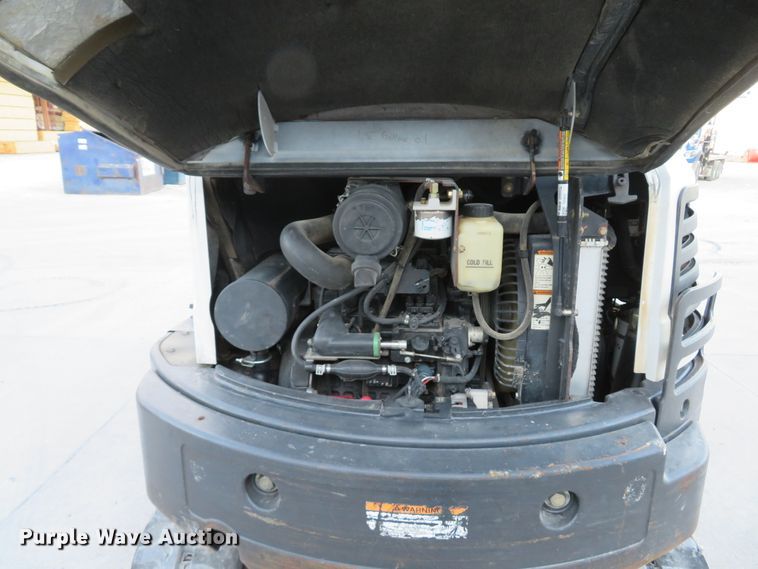 image for item FP9460 2012 Bobcat E32  mini excavator