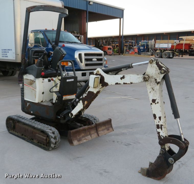 image for item FP9461 2013 Bobcat 418  mini excavator