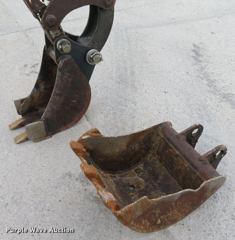 image for item FP9461 2013 Bobcat 418  mini excavator