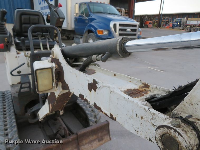 image for item FP9461 2013 Bobcat 418  mini excavator