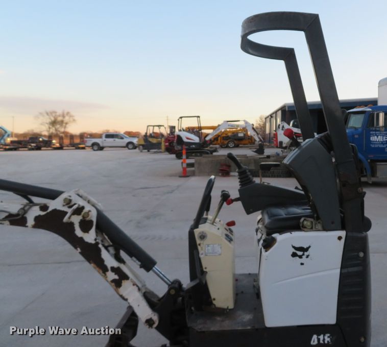 image for item FP9461 2013 Bobcat 418  mini excavator