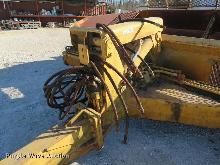 image for item FP9464 1998 Reynolds 17C  scraper