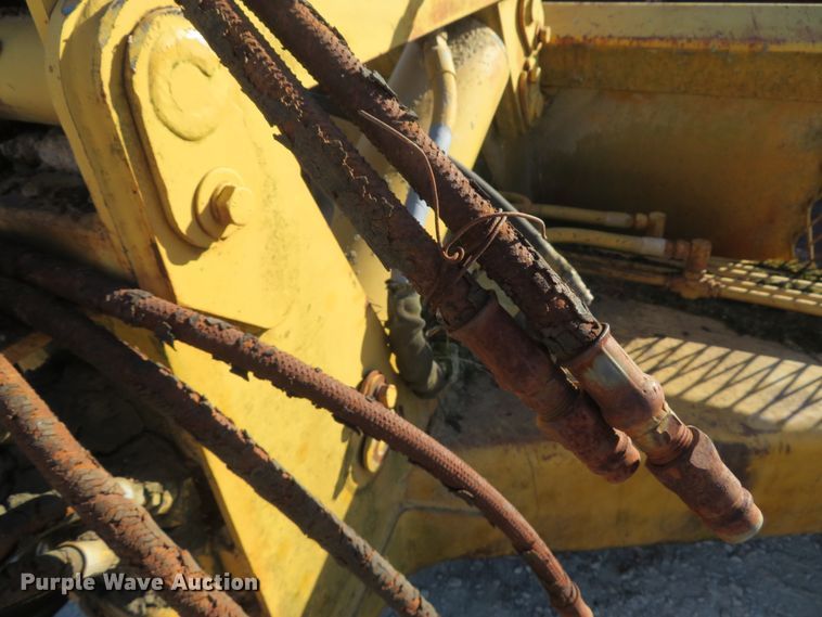 image for item FP9464 1998 Reynolds 17C  scraper