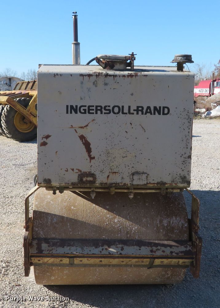 image for item FP9465 1988 Ingersoll Rand DD-35  double drum vibratory roller