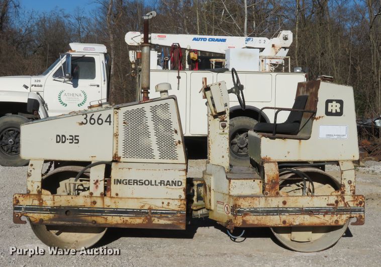 image for item FP9465 1988 Ingersoll Rand DD-35  double drum vibratory roller