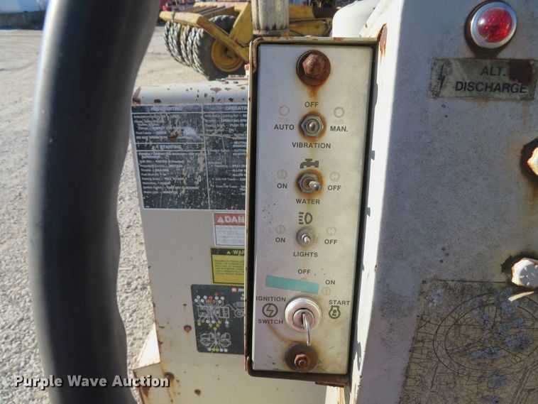 image for item FP9465 1988 Ingersoll Rand DD-35  double drum vibratory roller