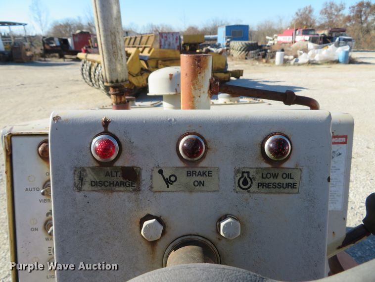 image for item FP9465 1988 Ingersoll Rand DD-35  double drum vibratory roller