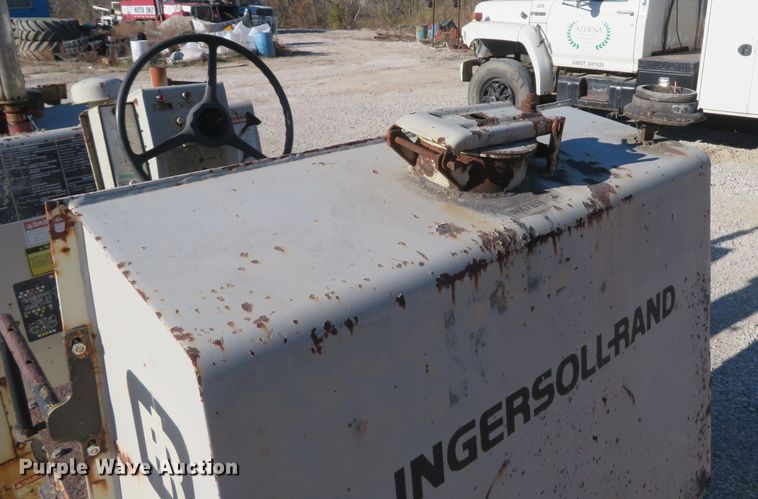 image for item FP9465 1988 Ingersoll Rand DD-35  double drum vibratory roller