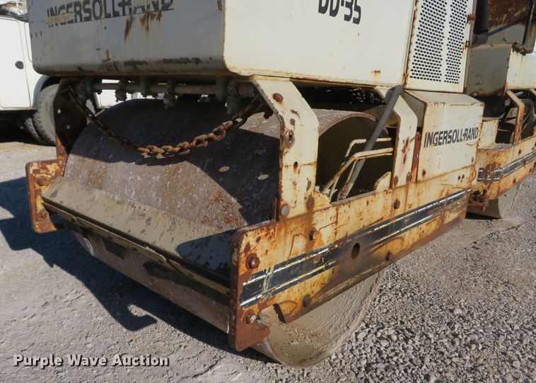 image for item FP9465 1988 Ingersoll Rand DD-35  double drum vibratory roller