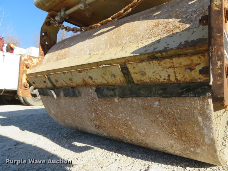 image for item FP9465 1988 Ingersoll Rand DD-35  double drum vibratory roller