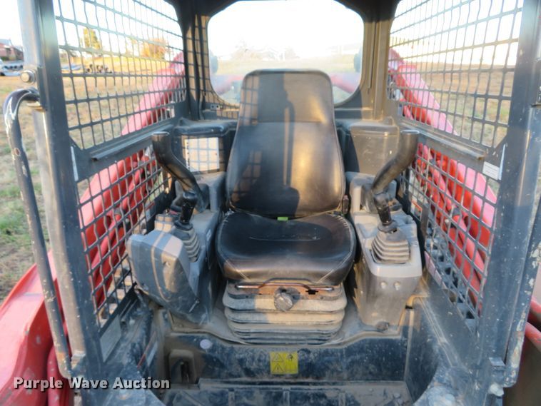 image for item FP9466 2016 Kubota SVL95-2S  tracked skid steer loader