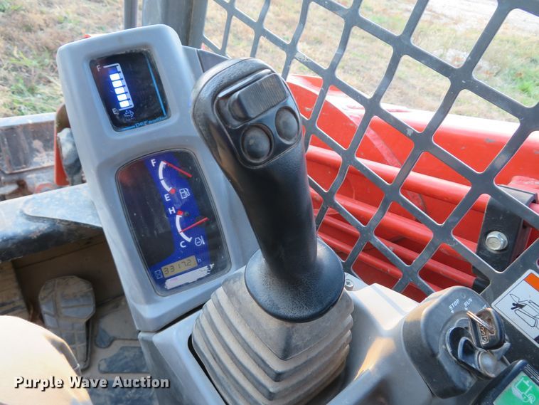 image for item FP9466 2016 Kubota SVL95-2S  tracked skid steer loader