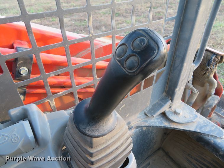 image for item FP9466 2016 Kubota SVL95-2S  tracked skid steer loader