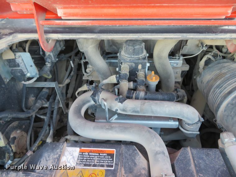 image for item FP9466 2016 Kubota SVL95-2S  tracked skid steer loader