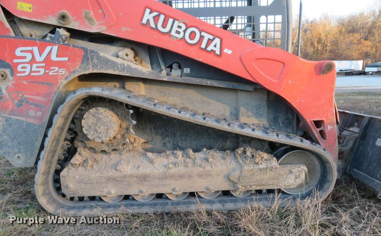 image for item FP9466 2016 Kubota SVL95-2S  tracked skid steer loader