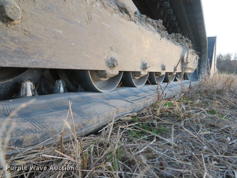 image for item FP9466 2016 Kubota SVL95-2S  tracked skid steer loader