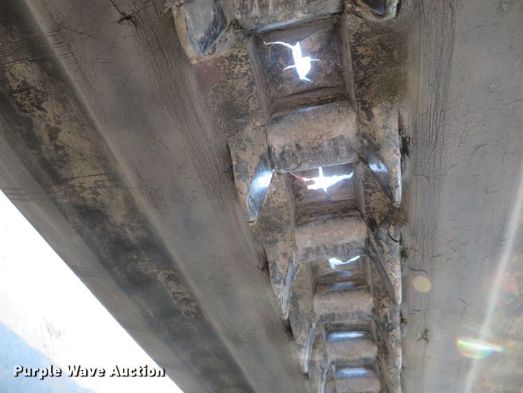 image for item FP9466 2016 Kubota SVL95-2S  tracked skid steer loader