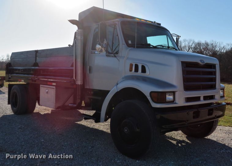 image for item FP9484 1997 Ford L8000  dump truck