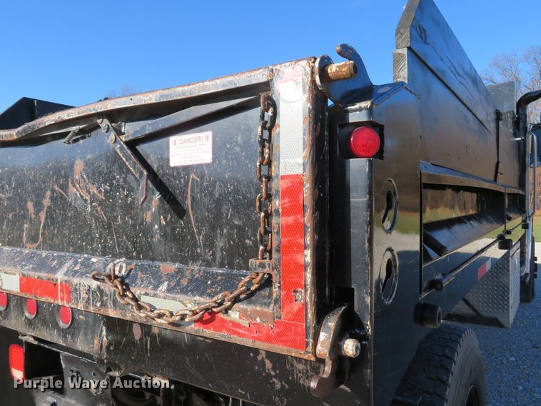 image for item FP9484 1997 Ford L8000  dump truck