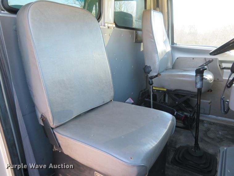 image for item FP9484 1997 Ford L8000  dump truck