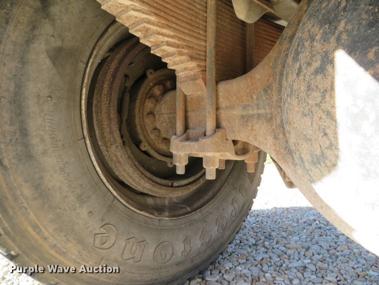 image for item FP9484 1997 Ford L8000  dump truck