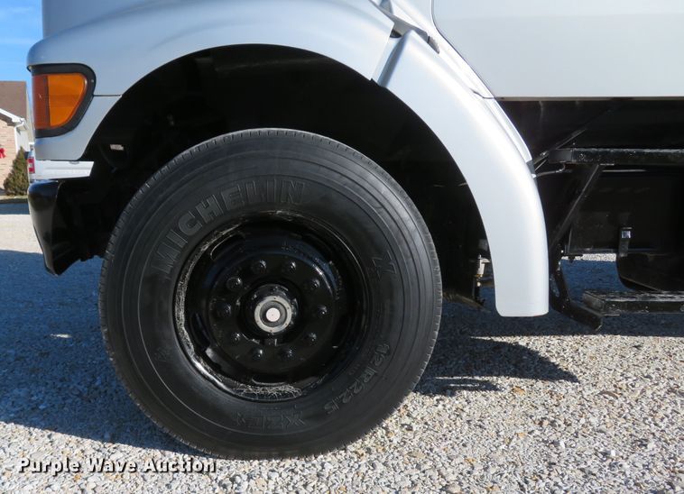 image for item FP9484 1997 Ford L8000  dump truck