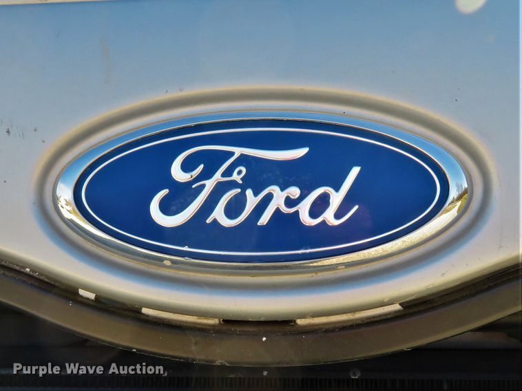 image for item FP9484 1997 Ford L8000  dump truck